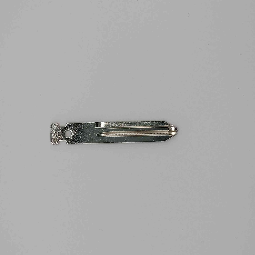 CLE INSERT NISSAN TIIDA C11X Mise au code et taillage inclus, à partir du code de clé ou d’une photo de la clé du véhicule