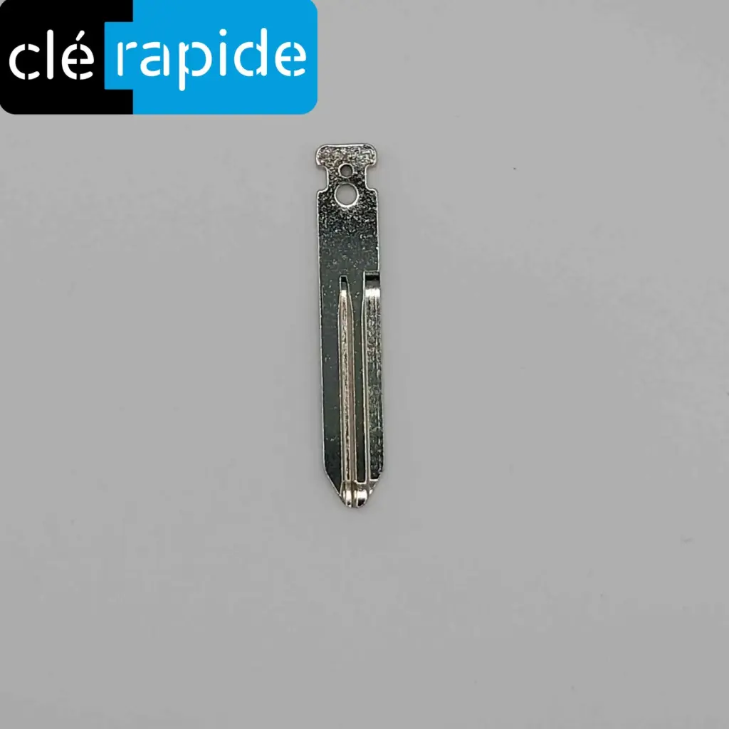 INSERT FIXE NISSAN Mise au code et taillage inclus, à partir du code de clé ou d’une photo de la clé du véhicule