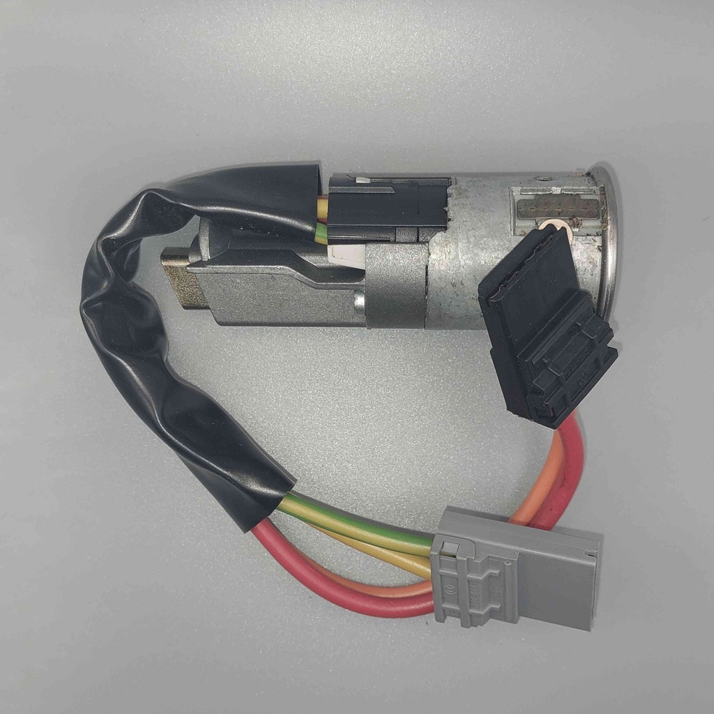 RENAULT R25 ANTI-ROUBO Código e corte incluídos, com base no código da chave ou na foto da chave do veículo