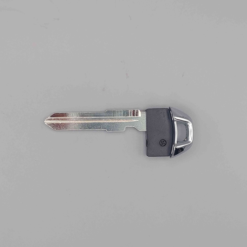 CLE INSERT SUZUKI BALENO Mise au code et taillage inclus, à partir du code de clé ou d’une photo de la clé du véhicule 