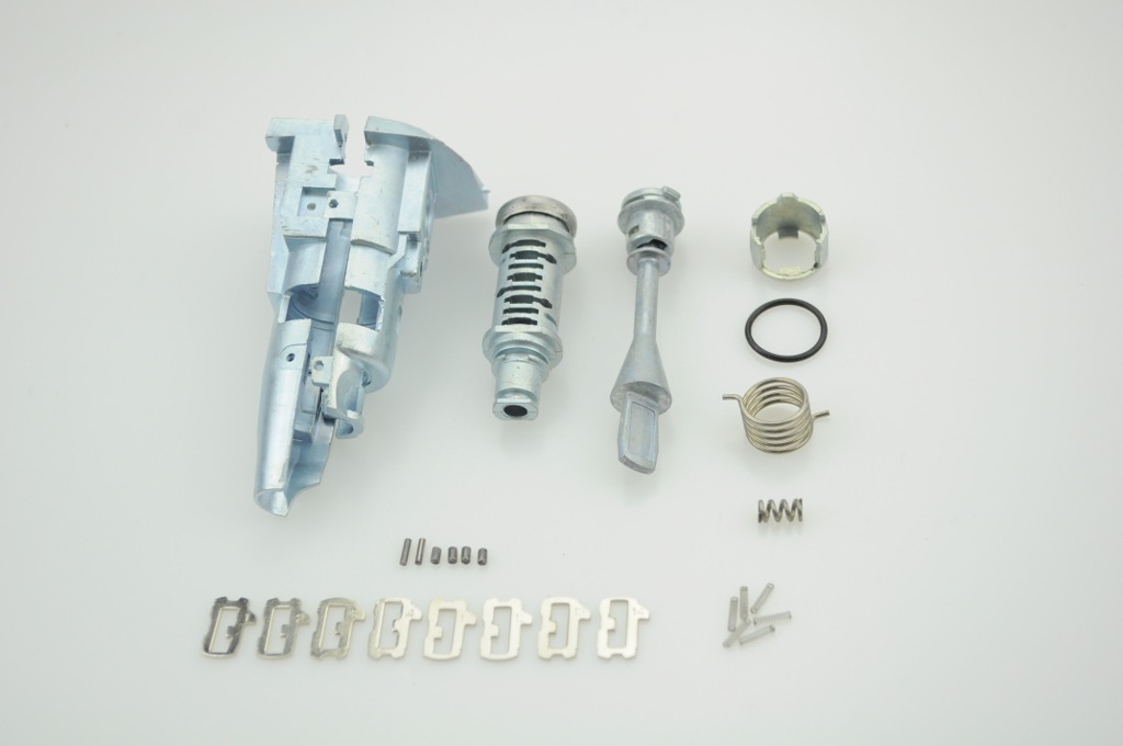 VERROU GAUCHE SINUZ VW TOUAREG (11-13) (7P6898375)