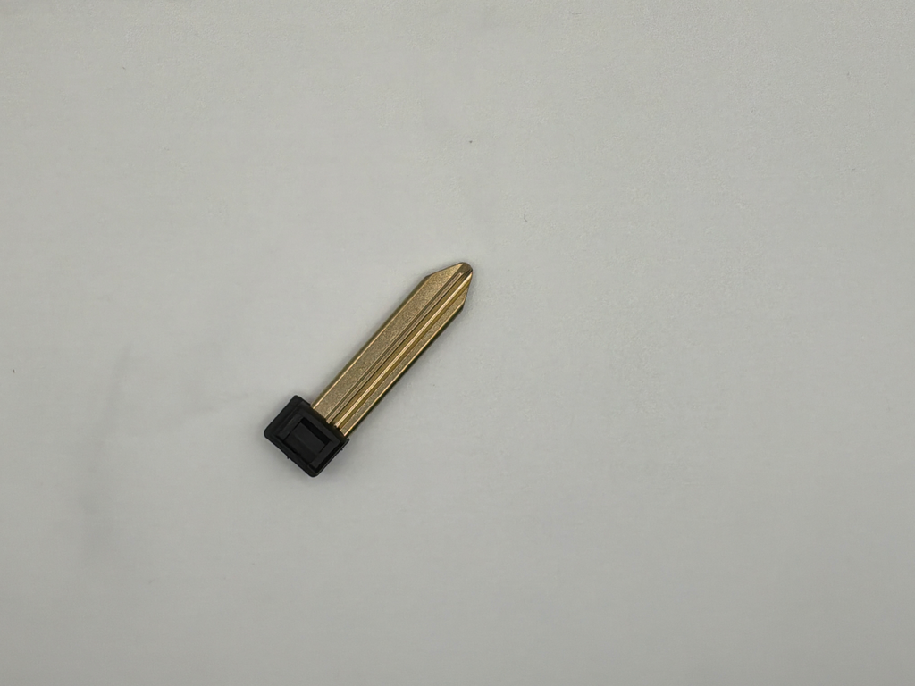 CLE INSERT BERLINGO/PARTNER SIMPLEX Mise au code et taillage inclus, à partir du code de clé ou d’une photo de la clé du véhicule