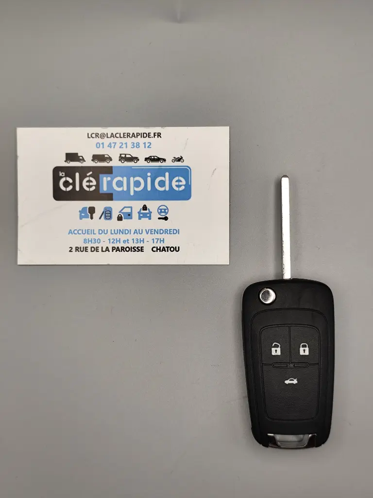 MANDO A DISTANCIA PLEGABLE CHEVROLET CRUZE (13504197) Codificación y corte incluidos, a partir del código de la llave o una foto de la llave del vehículo