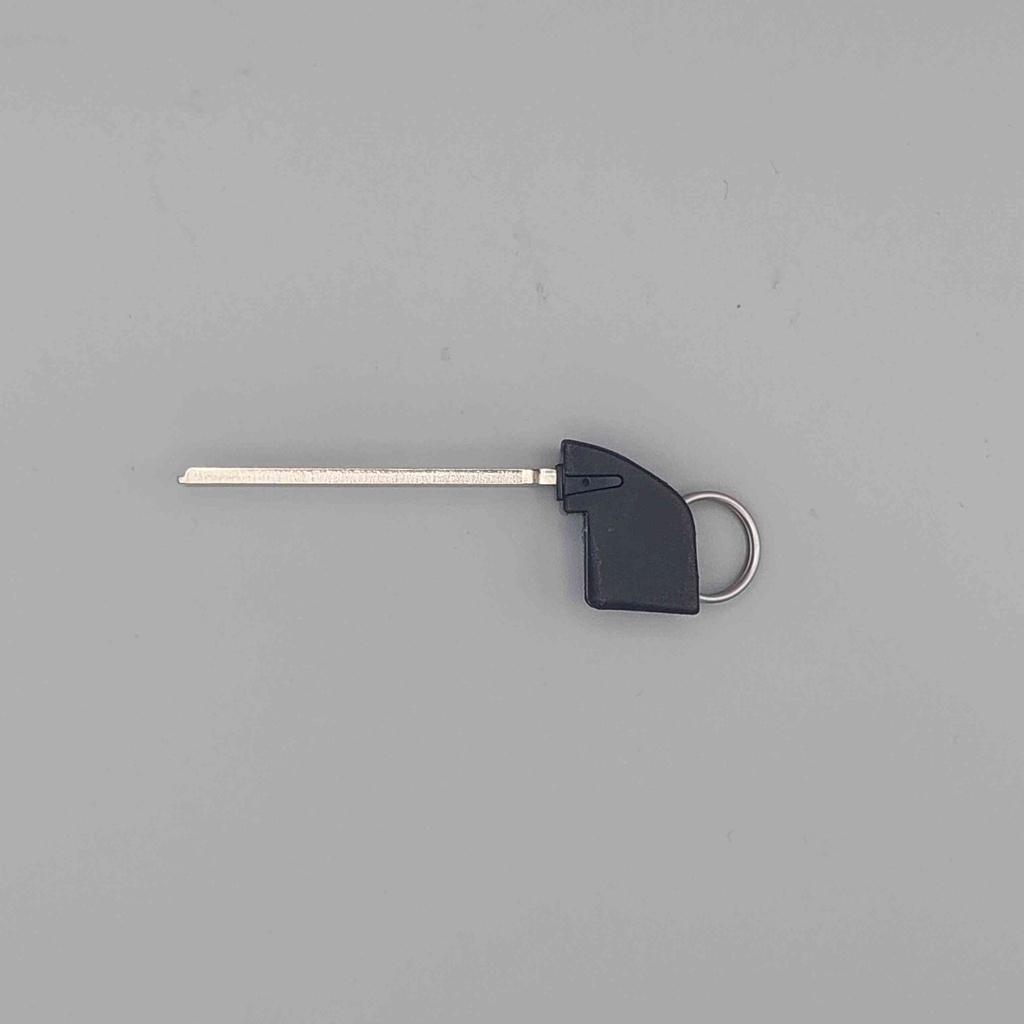 Insert Suzuki ACROSS 2020 - 2026 Mise au code et taillage inclus, à partir du code de clé ou d'une photo de la clé du véhicule