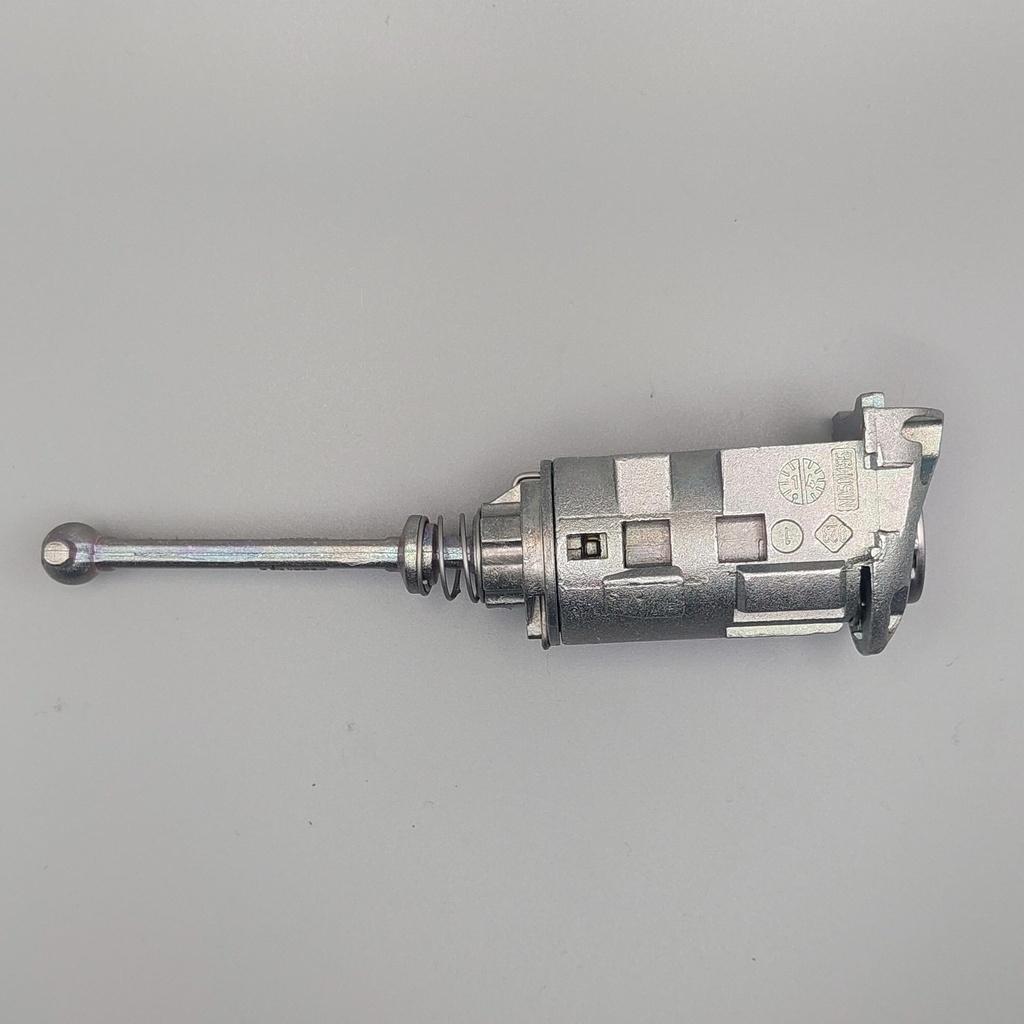 SERRURE PORTE GAUCHE SCENIC II (7701209774)