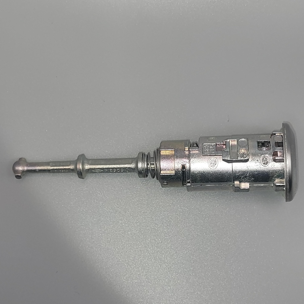 LEFT DOOR LOCK TWINGO 3