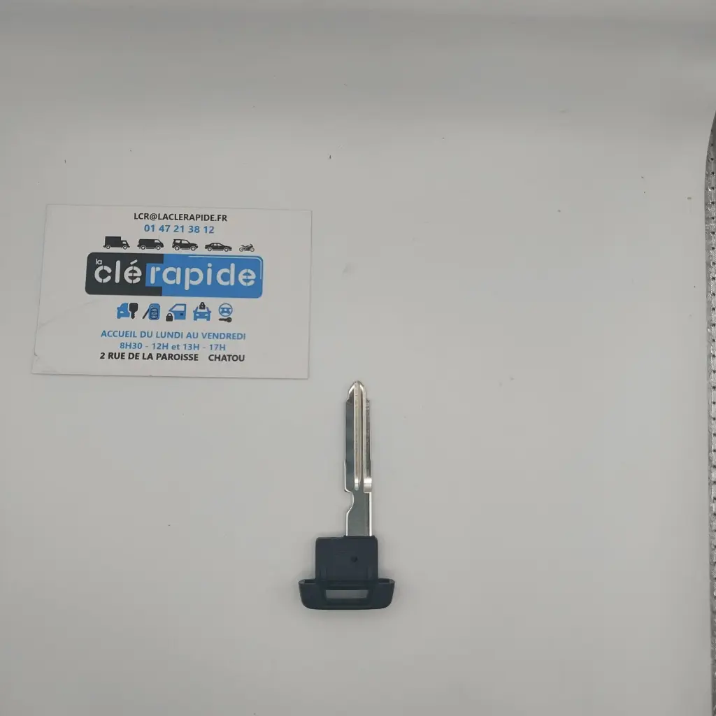 CLE INSERIR MITSUBISHI OUTLANDER