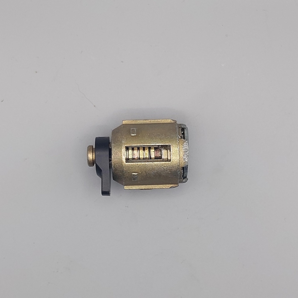 TANKDECKELFASS FORD FIESTA (2002). Code und Ausschneiden inklusive, aus dem Schlüsselcode oder einem Foto des Fahrzeugschlüssels