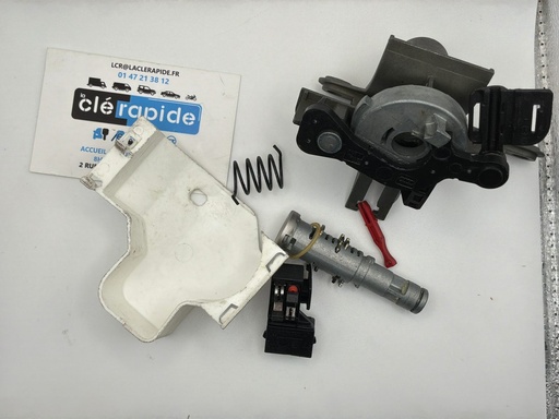 [8D9827573A] COFFRE AUDI A3-2001>2002