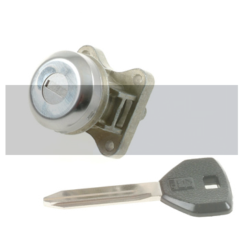 [5072294] Serrure Jeep Cherokee KJ 2002 - 2007 Mise au code et taillage inclus, à partir du code de clé ou d'une photo de la clé du véhicule