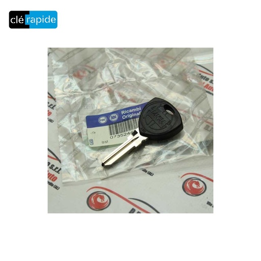 [715981000] Clé Fiat YPSILON TRANSPON Mise au code et taillage inclus, à partir du code de clé ou d'une photo de la clé du véhicule